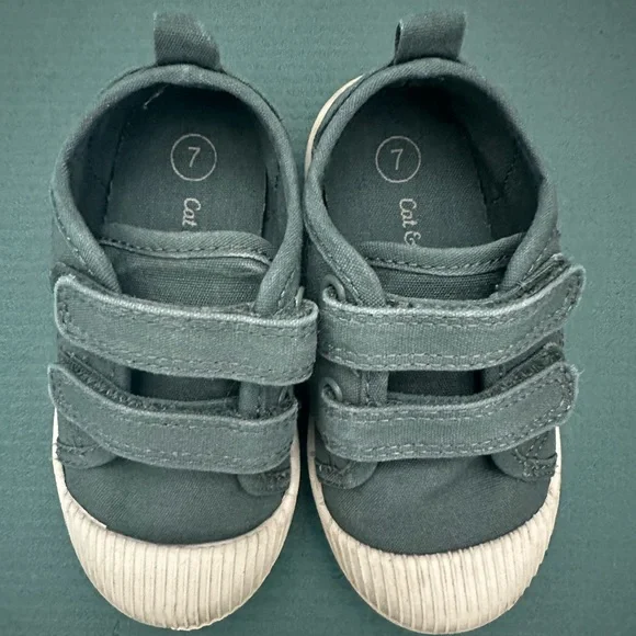 Cat & Jack Toddler Parker Sneaker Canvas Shoe 7 - Picture 2 of 5